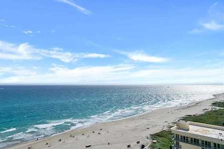 3730 N Ocean Drive #15a Singer Island, FL 33404
