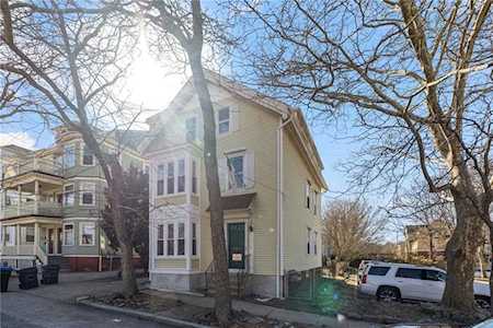 15 Carrington Ave Providence, RI 02906