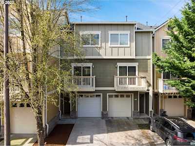 18425 SW Stepping Stone DR #36 Beaverton, OR 97003