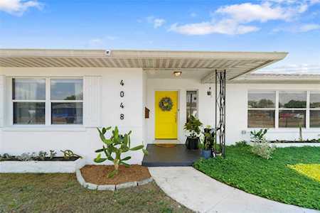 4048 23rd Ave N St. Petersburg, FL 33713