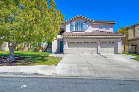 2361 Green River Dr Chula Vista, CA 91915