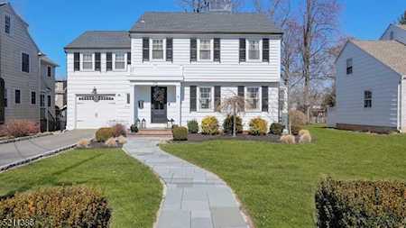 718 Coleman Pl Westfield Town, NJ 07090