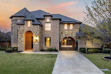 2020 Laurel Valley Drive Keller, TX 76248