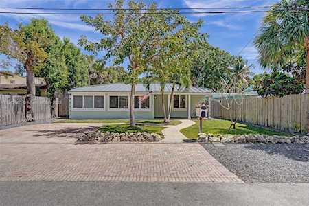 1134 SW 8th Ter Fort Lauderdale, FL 33315