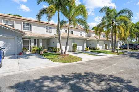 158 Fox Meadow Run Jupiter, FL 33458