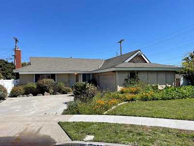 15972 Wicklow Ln Huntington Beach, CA 92647