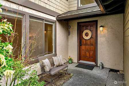 11806 Stendall Place N Seattle, WA 98133