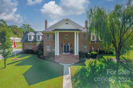 177 Queens Cove Rd Mooresville, NC 28117