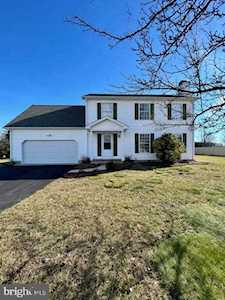360 Acorn Forest Dr Felton, DE 19943