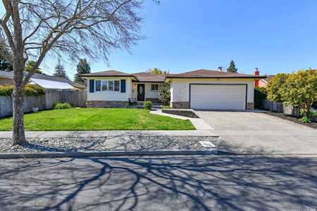 2544 Macgregor Court Napa, CA 94558