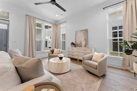 8521 Lillian Mae Lane Baton Rouge, LA 70806