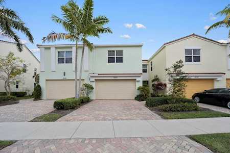4862 NW 16th Terrace Boca Raton, FL 33431