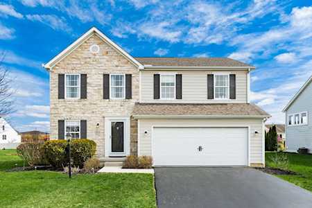 824 Brevard Circle Pickerington, OH 43147