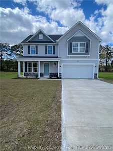 6853 Running Fox Rd Hope Mills, NC 28348