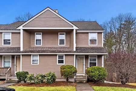 79 Pennacook Dr #79 Leominster, MA 01453
