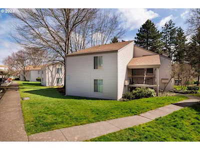 10152 SW Trapper TER Beaverton, OR 97008