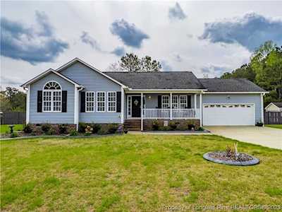 120 Starlight Dr Lillington, NC 27546