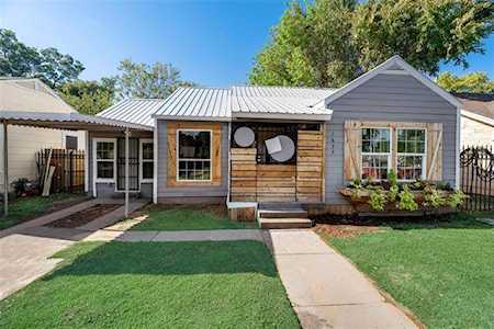 1635 Elsie Faye Heggins Street Dallas, TX 75215