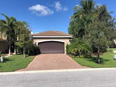 8189 Bergen Peak Terrace Boynton Beach, FL 33473