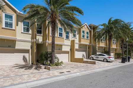 805 Grand Cypress Ct N Tarpon Springs, FL 34689