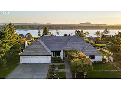14909 SE Rivercrest DR Vancouver, WA 98683