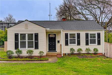 2307 Albright Drive Greensboro, NC 27408