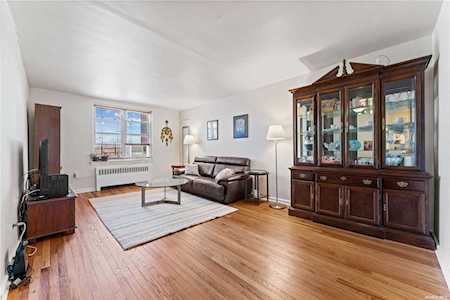 30-11 Parsons Boulevard #7H Flushing, NY 11354