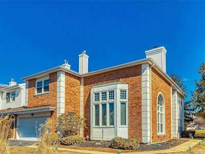 38 Hamlet Drive Commack, NY 11725
