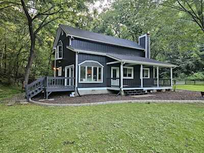 1051 Green Valley Dr Ashland City, TN 37015