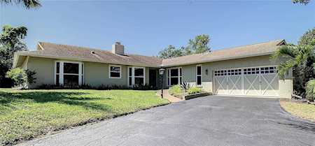 853 Park Ct Palm Harbor, FL 34683