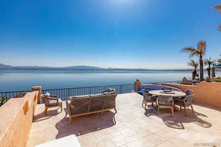 89 Tunapuna Lane Coronado, CA 92118