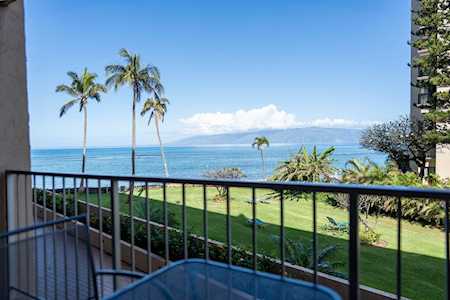 4365 Lower Honoapiilani Rd #206 Lahaina, HI 96761