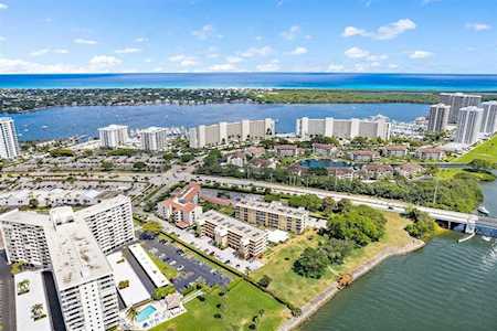 300 Golfview Road #502 North Palm Beach, FL 33408