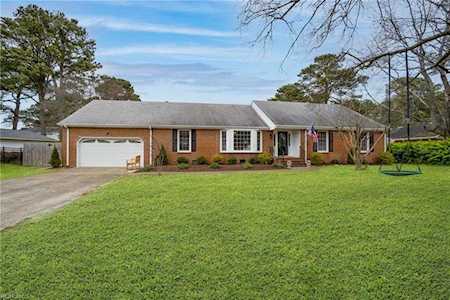 2208 Admiral Circle Virginia Beach, VA 23451