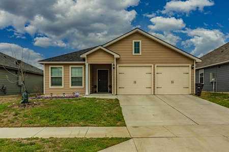 8209 Smokey Creek Pass Pass Fort Worth, TX 76179