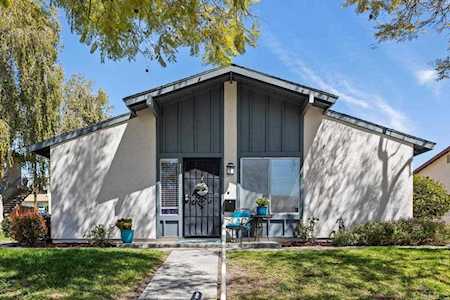 11034 Via Parma San Diego, CA 92129