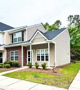 228 South St Bluffton, SC 29910