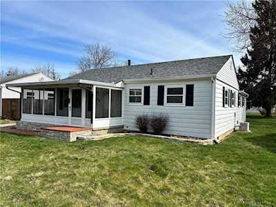 1646 Seabrook Road Dayton, OH 45432