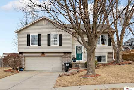 17632 Josephine St Omaha, NE 68136