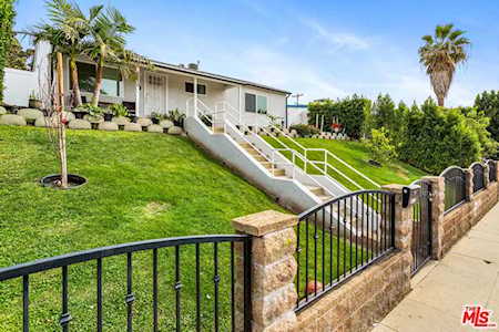 6220 Coldwater Canyon Ave North Hollywood, CA 91606