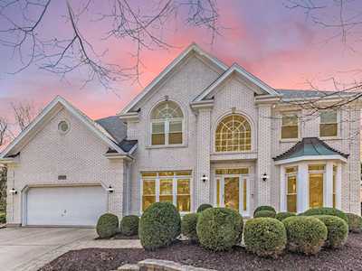 1048 Whitewater Ln Naperville, IL 60540