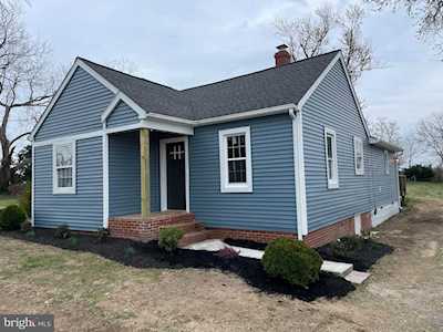 50 Ringgold Rd Fredericksburg, VA 22405