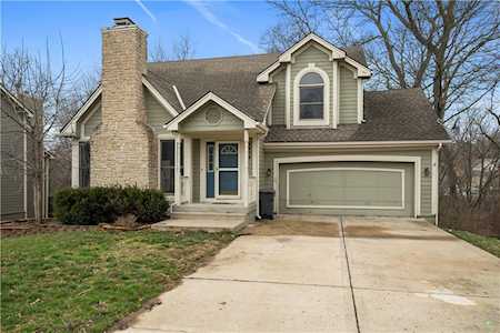 6494 Valley Dr Kansas City, MO 64152
