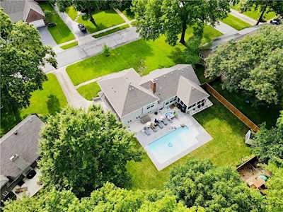 9125 Delmar St Prairie Village, KS 66207