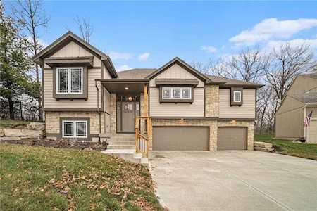 1834 NW 60th Ct Kansas City, MO 64151