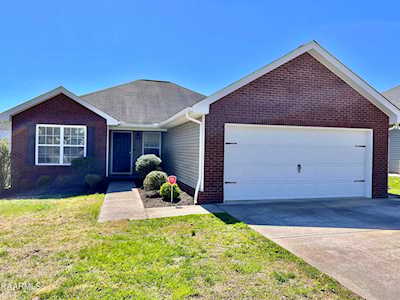 2706 Tuberose Ln Knoxville, TN 37920