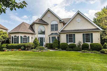 6383 Grasslands Court Westerville, OH 43082