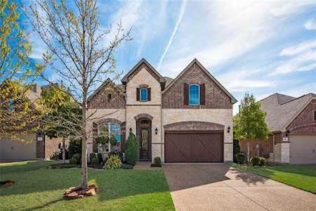 704 Feathering Way Plano, TX 75074