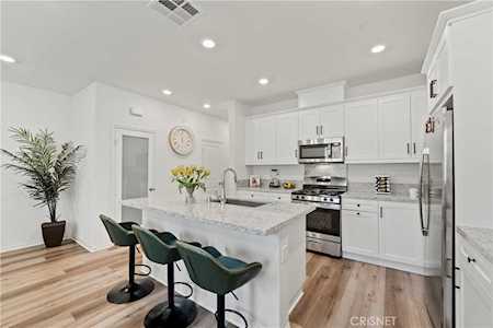 22812 Harvest Mill Circle Saugus, CA 91350