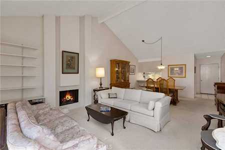 2502 E Willow Street #205 Signal Hill, CA 90755